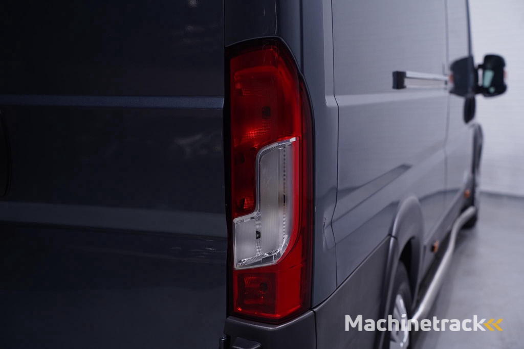 Peugeot Boxer 2.0 BlueHDI 165 pk L4H2 Koel-Vries Auto Dag/Nacht