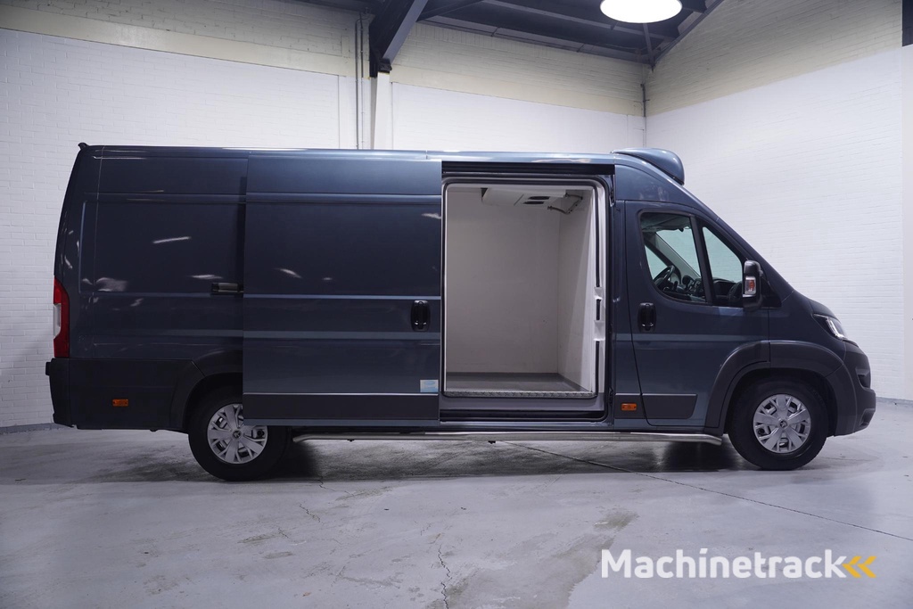 Peugeot Boxer 2.0 BlueHDI 165 pk L4H2 Koel-Vries Auto Dag/Nacht
