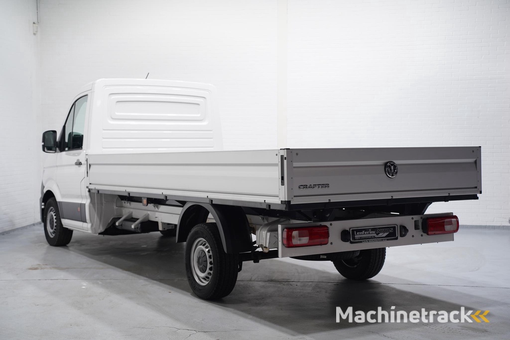 Volkswagen Crafter 2.0 TDI 140 pk L4 Pick Up / Open Laadbak Airco Cruise Control, 3-Zits, LxBxH 430x203x40 cm