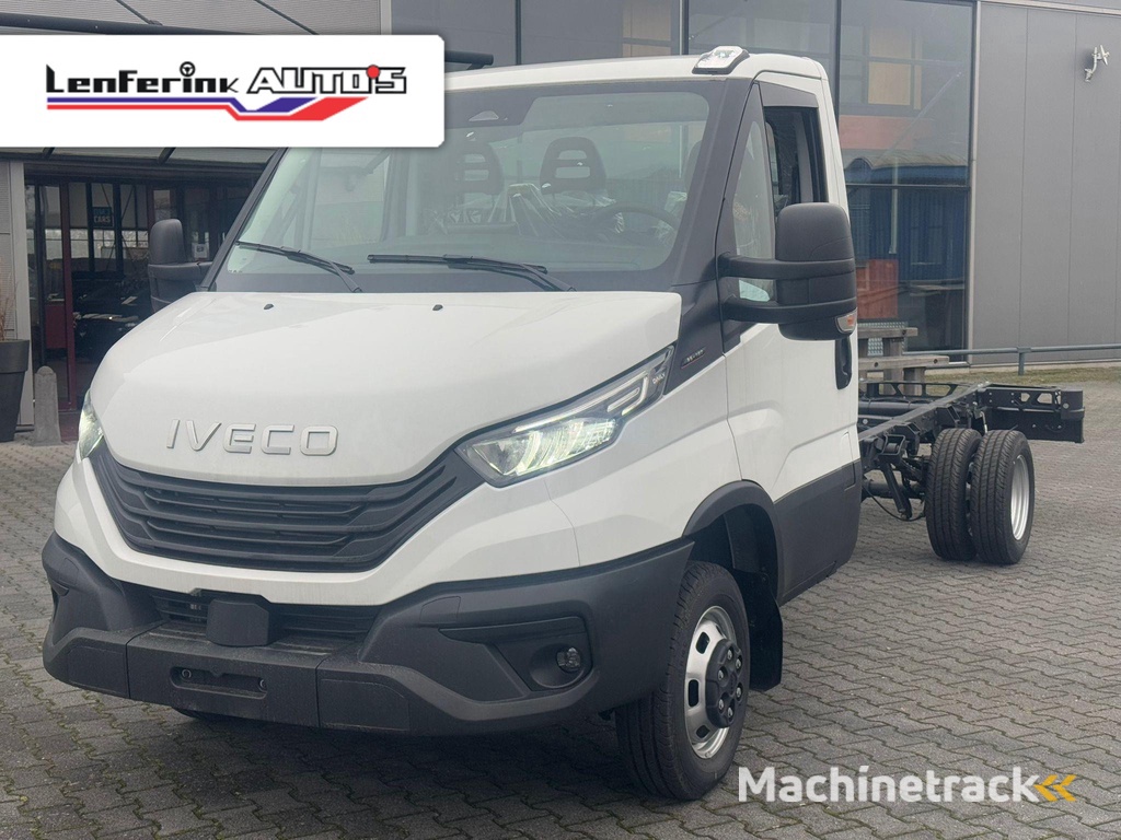 Iveco Daily 35C18 180 pk H6 Chassis 4100 mm Dubbel lucht Navi, Airco ECC, Cruise, LED Koplampen, Nwe Model, 3-Zits