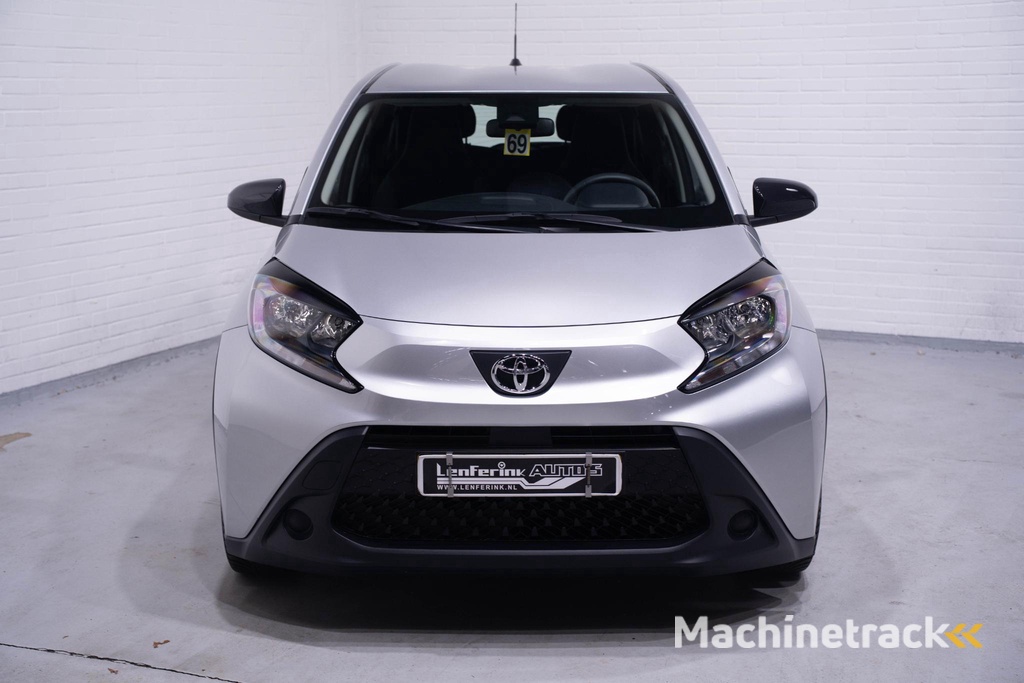 Toyota Aygo X 1.0 VVT-i MT Play