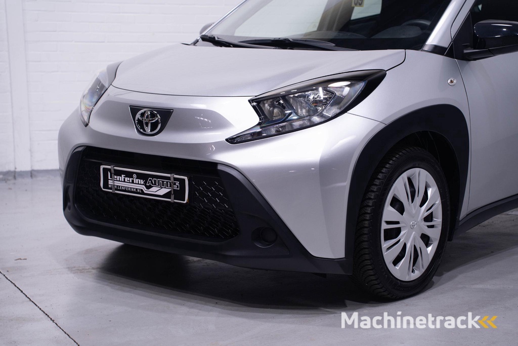 Toyota Aygo X 1.0 VVT-i MT Play