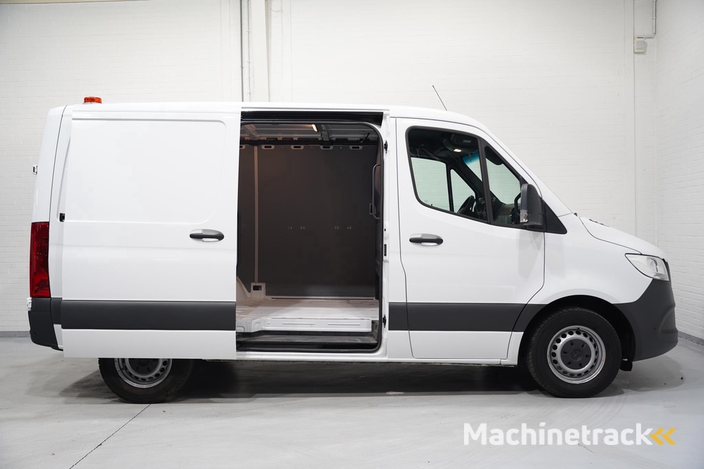 Mercedes-Benz Sprinter 315 CDI 150 pk L1H1 Automaat Navi, Camera Dodehoek Assist, PDC V+A, 2x Geveerde Stoel