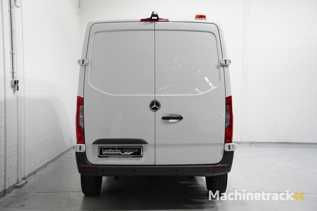 Mercedes-Benz Sprinter 315 CDI 150 pk L1H1 Automaat Navi, Camera Dodehoek Assist, PDC V+A, 2x Geveerde Stoel