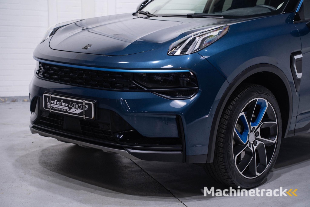 Lynk & Co 01 1.5 Panodak Camera Side assist Navi