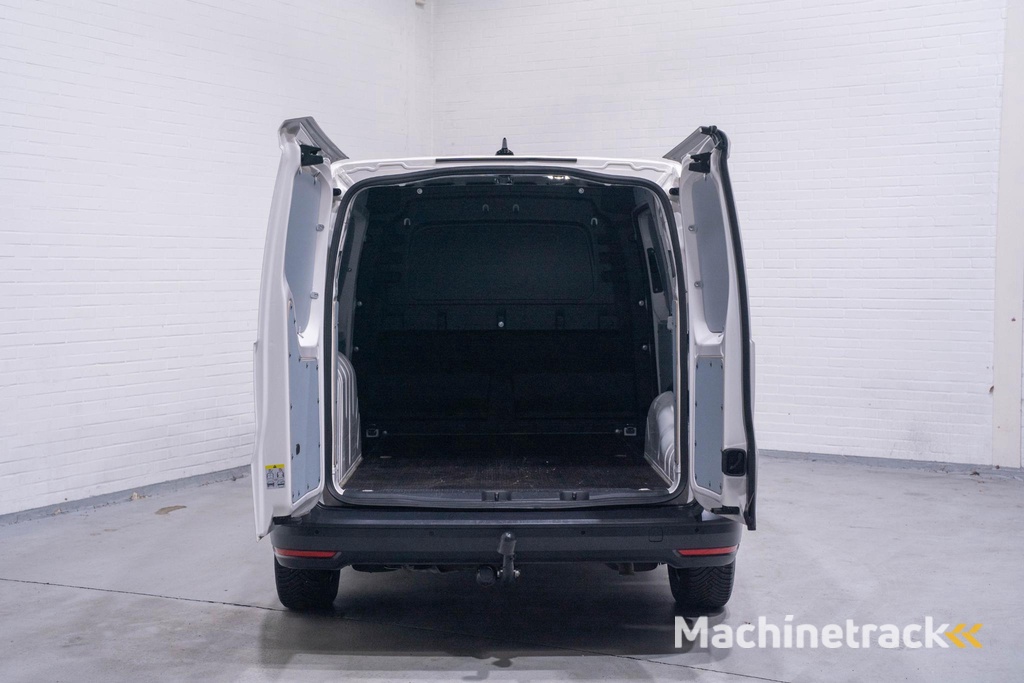 Volkswagen Caddy 2.0 TDI 102 pk Maxi Airco, Apple Carplay Trekhaak, Cruise Control, NAP, 2-Zits