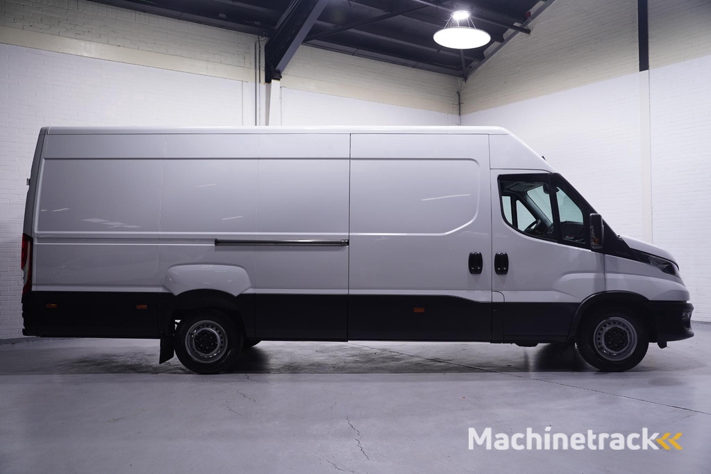 Iveco Daily 35S16 160 pk L4H2 XXL Airco ECC, Enkel lucht Audiosysteem met DAB+, Laadruimte Pakket, 3-Zits