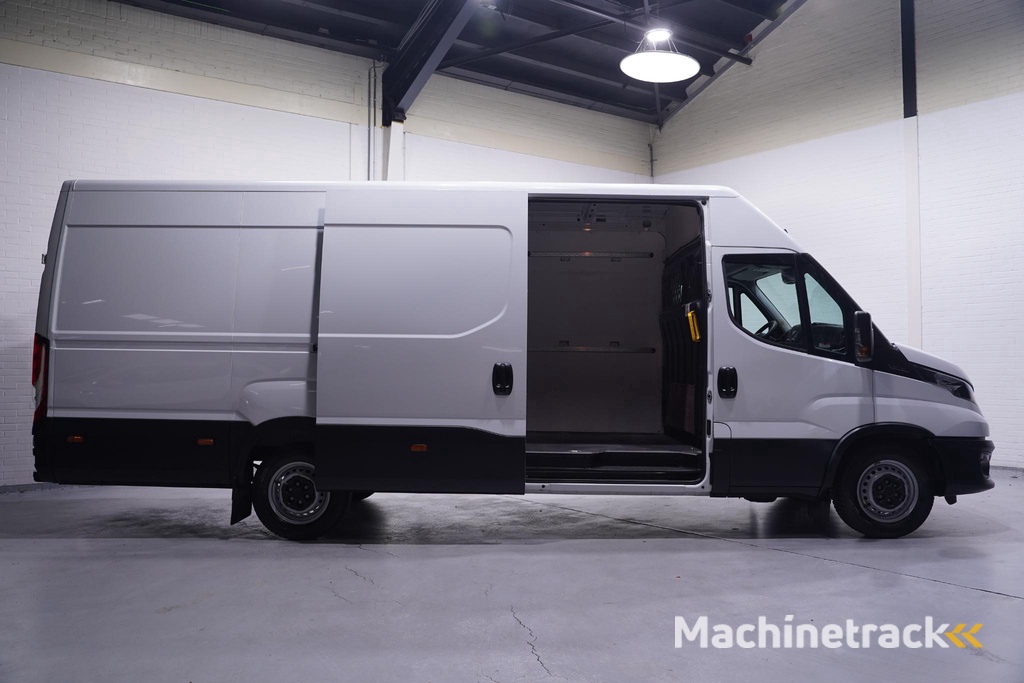 Iveco Daily 35S16 160 pk L4H2 XXL Airco ECC, Enkel lucht Audiosysteem met DAB+, Laadruimte Pakket, 3-Zits
