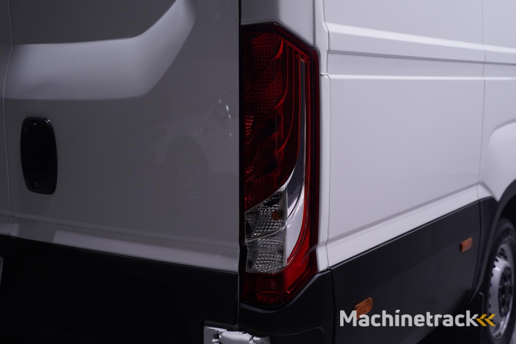 Iveco Daily 35S16 160 pk L4H2 XXL Airco ECC, Enkel lucht Audiosysteem met DAB+, Laadruimte Pakket, 3-Zits