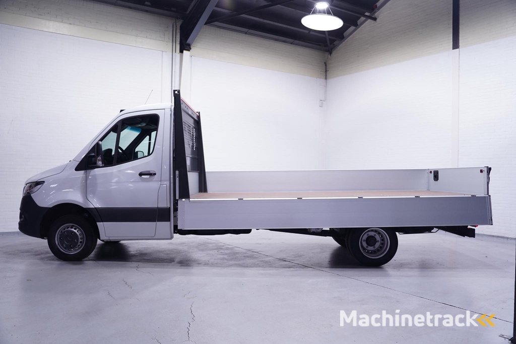 Mercedes-Benz Sprinter 515 CDI 150 pk Pick Up / Open Laadbak Dubbel Lucht Airco, Apple Carplay, Cruise Control, Nieuw ongebruikt 3-Zits