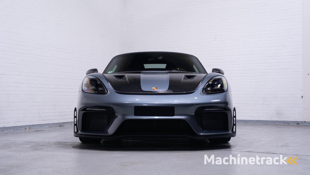 Porsche 718 Spyder RS