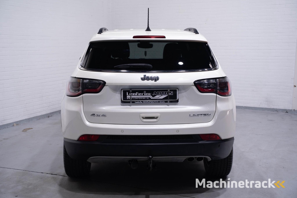 Jeep Compass 2.0 MultiJet 4x4 Limited Grijs Kenteken 2p Navi, Trekhaak, Cruise Control, NAP