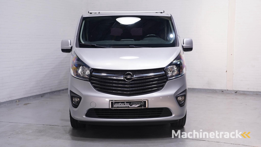 Opel Vivaro 1.6 CDTI 125 pk L2 Dubbel Cabine Navi, Camera 5-Zits, Trekhaak, 1e Eigenaar, NAP, Privacyglas, PDC achter