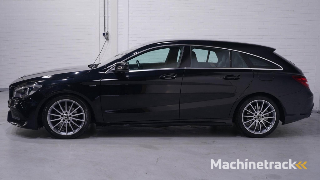 Mercedes-Benz CLA-klasse Shooting Brake 200 Prestige Edition navi sportstoelen cruise-controle PDC v+a carbon inleg led-verlichting camera stoelverwarming schakelflippers
