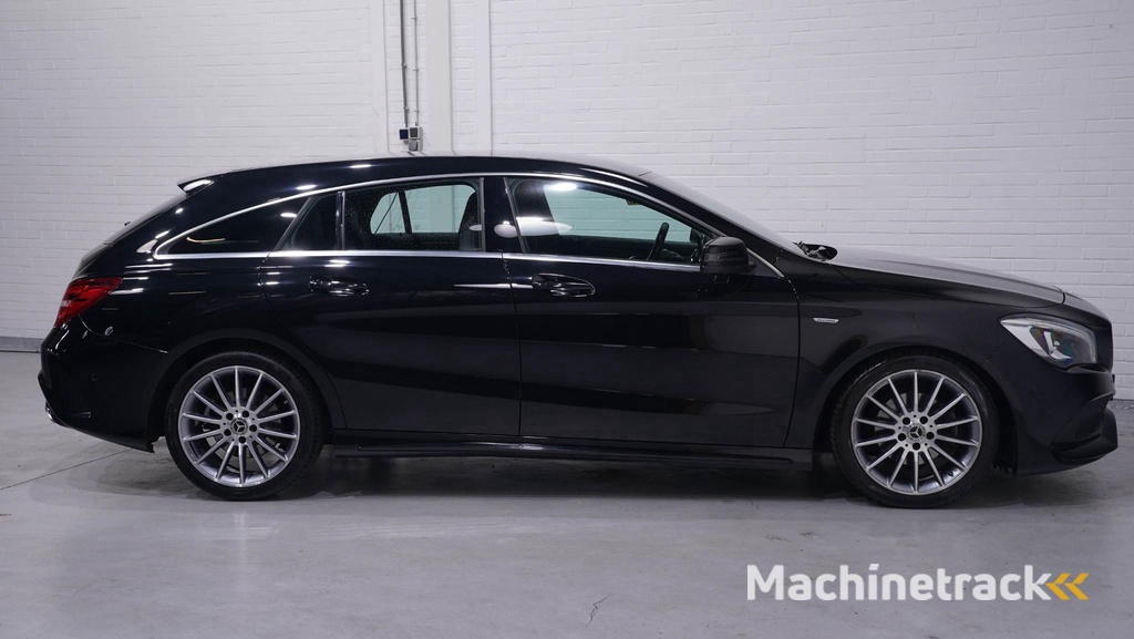 Mercedes-Benz CLA-klasse Shooting Brake 200 Prestige Edition navi sportstoelen cruise-controle PDC v+a carbon inleg led-verlichting camera stoelverwarming schakelflippers