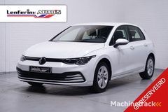 volkswagen-golf-1.0-etsi-life-navi-camera-pdc-va-apple-carplay-1e-eig.-nap