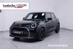 mini-mini-1.5-cooper-c-classic-xs-navi-dab-pdc-va-cruise-controle-360-camera-led-verlichting-va-lederen-bekleding-stoel-stuurverw.-climate-controle-grootlicht-assist-draadloos-telefoon-opladen