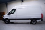 Minituur van Mercedes-Benz Sprinter 317 CDI 170 pk L2H2 Automaat va 399,- p/mnd Airco, Apple Carplay, Camera, Laadruimte Pakket, PDC V+A, 3-Zits
