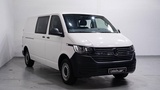 Minituur van Volkswagen Transporter 2.0 TDI 110 pk L2 Dubbel Cabine 2x Schuifdeur NAP, Trekhaak, Airco, Cruise Control, 5-Zits, 1e Eigenaar