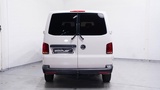 Minituur van Volkswagen Transporter 2.0 TDI 110 pk L2 Dubbel Cabine 2x Schuifdeur NAP, Trekhaak, Airco, Cruise Control, 5-Zits, 1e Eigenaar
