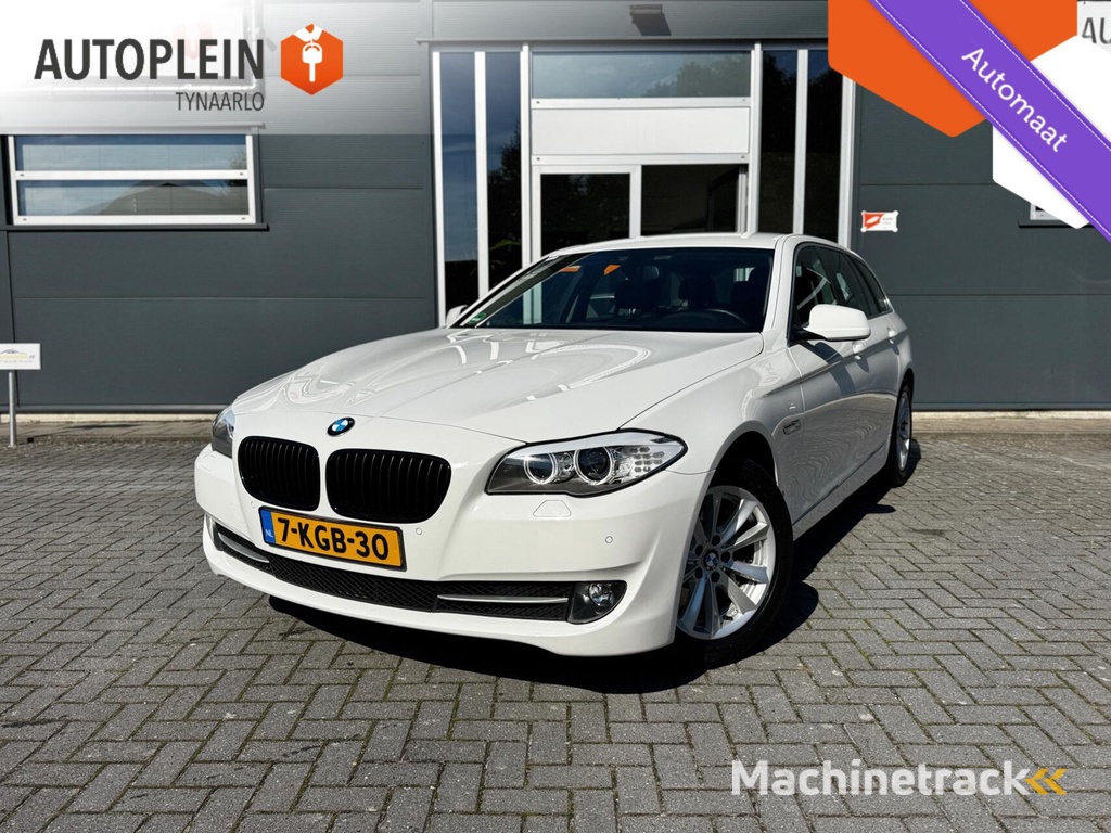 BMW 5-serie Touring 528xi High Executive *Climate*|Navi|NL Auto|Leder|PDC|Cruise|NAP|LED|