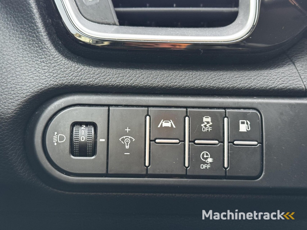 Kia Ceed Sportswagon 1.6 GDI PHEV DynamicPlusLine Automaat|Trekhaak|Dealer onderhouden|Camera|Full LED|Carplay|