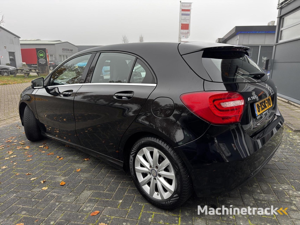 Mercedes A-klasse 180d Ambition Edition Automaat|NL Auto|*Clima*|Cruise|LED|PDC|