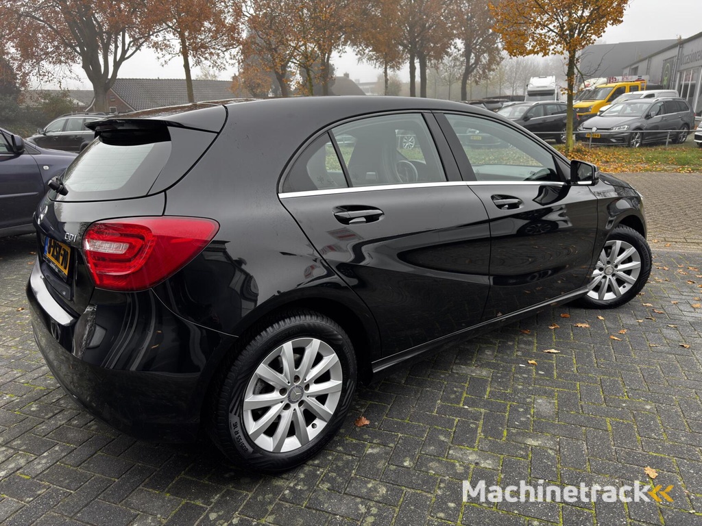 Mercedes A-klasse 180d Ambition Edition Automaat|NL Auto|*Clima*|Cruise|LED|PDC|