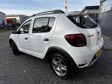 Minituur van Dacia Sandero 0.9 TCe Bi-Fuel Stepway Laureate *Airco*|Navi|NL Auto|Cruise|PDC|NAP