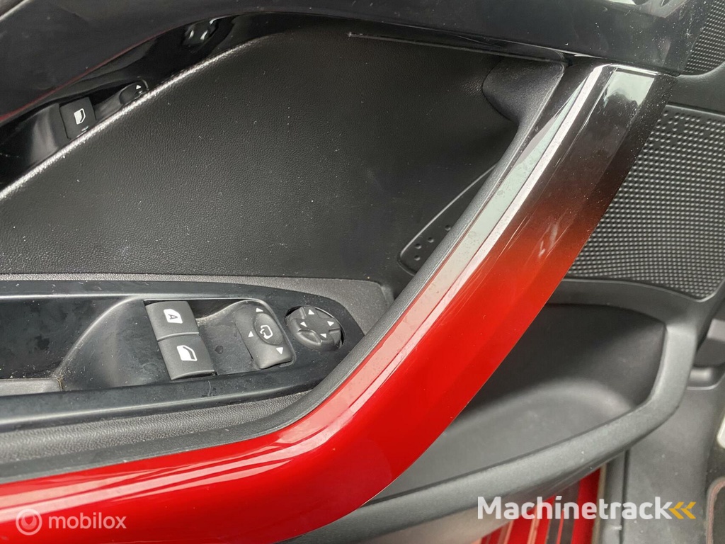 Peugeot 208 1.6 GTi 200 pk 104.DKM CLIMA LEDER CRUISE