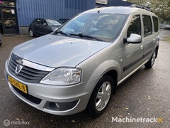dacia-logan-1.6-laureate-188.dkm-airco-trekhaak
