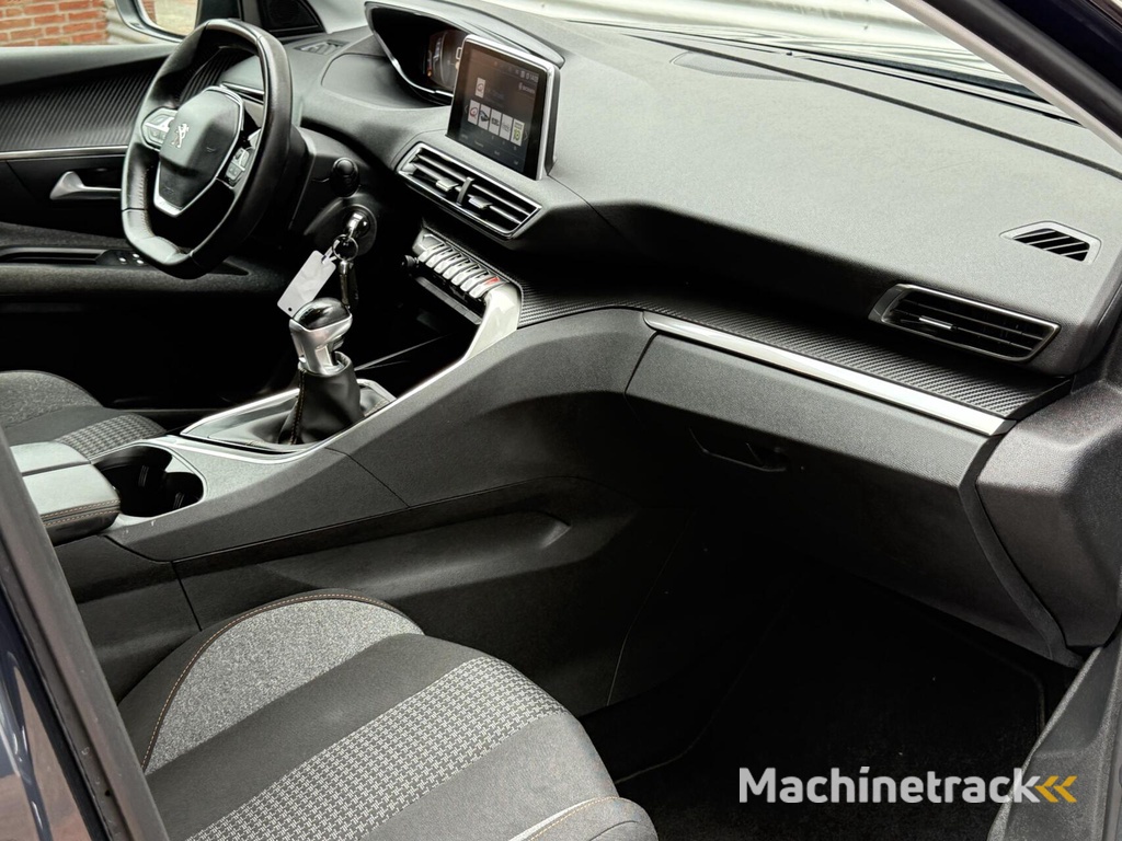 Peugeot 3008 1.2 Cruise Carplay Camera NL Auto Unkiek 78048 KM Gerden Eerste Eigenaar 2020