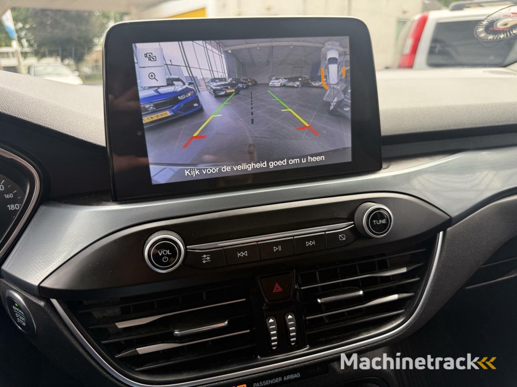 Ford Focus 1.5 EcoB ACTIVE 185 PK AUTOM CARPLAY CRUISE AIRCO 2019 VOL OPTIES 99638 KM GEREDEN EERSTE EIGENAAR NIEUWSTAAT