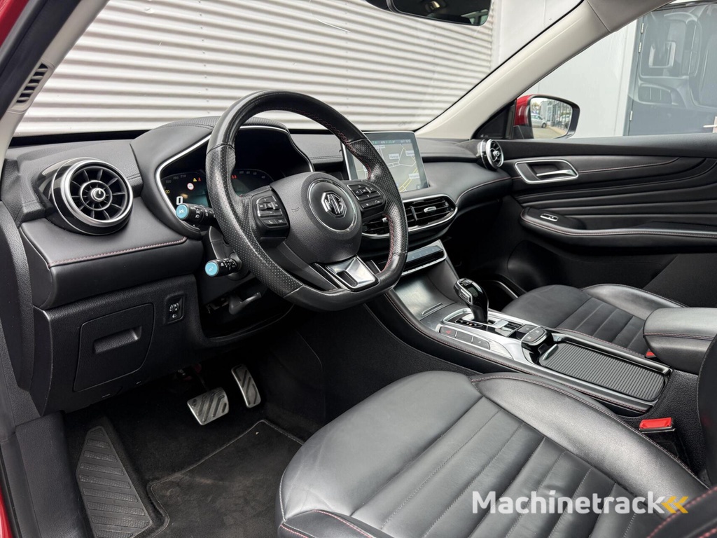 MG EHS 1.5 TGDI Luxury