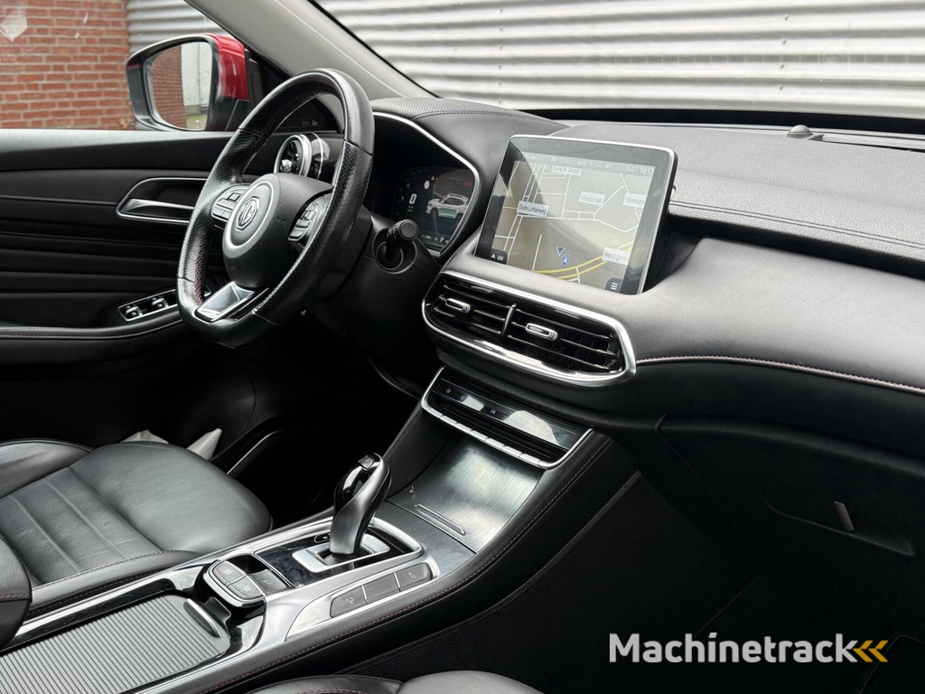 MG EHS 1.5 TGDI Luxury