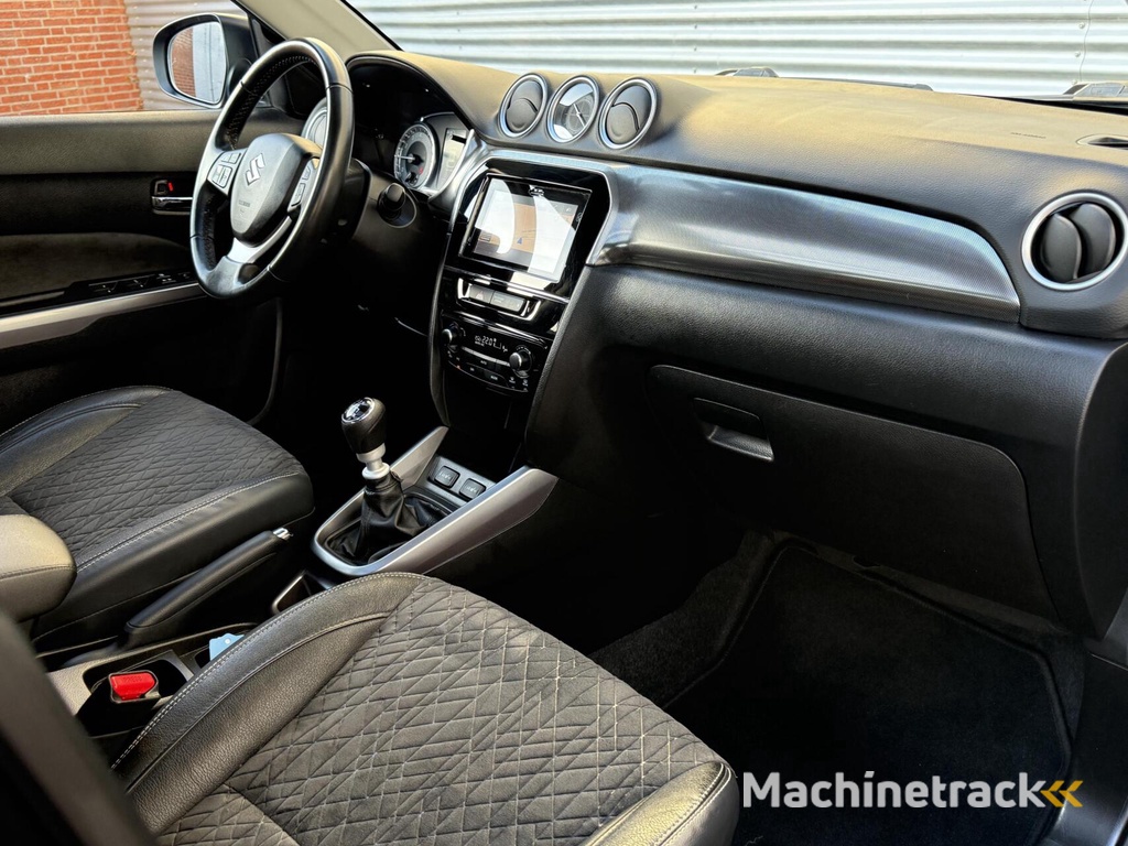 Suzuki Vitara 1.4 Boosterjet Hybrid Led Cruise Panodak 2020 Camera Navi Carplay Vol Opties 91761 KM Eerste Eigenaar Facelift Model