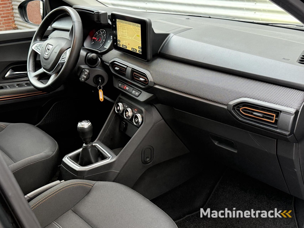 Dacia Sandero 1.0 TCe Carplay Cruise Led Camera Navi Pdc 2021 Eerste eigenaar Vol Opties 52490 KM Gereden