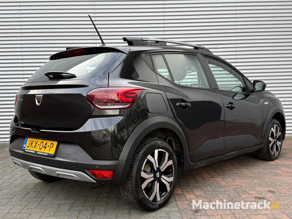 Dacia Sandero 1.0 TCe Carplay Cruise Led Camera Navi Pdc 2021 Eerste eigenaar Vol Opties 52490 KM Gereden