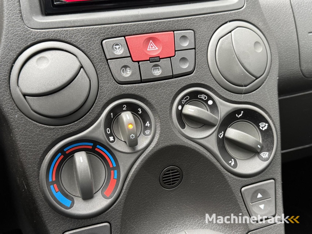 Fiat Panda 1.2 Edizione Cool Airco 5 Drs NL Auto 123331 Km Aux Usb Mp3 Radio