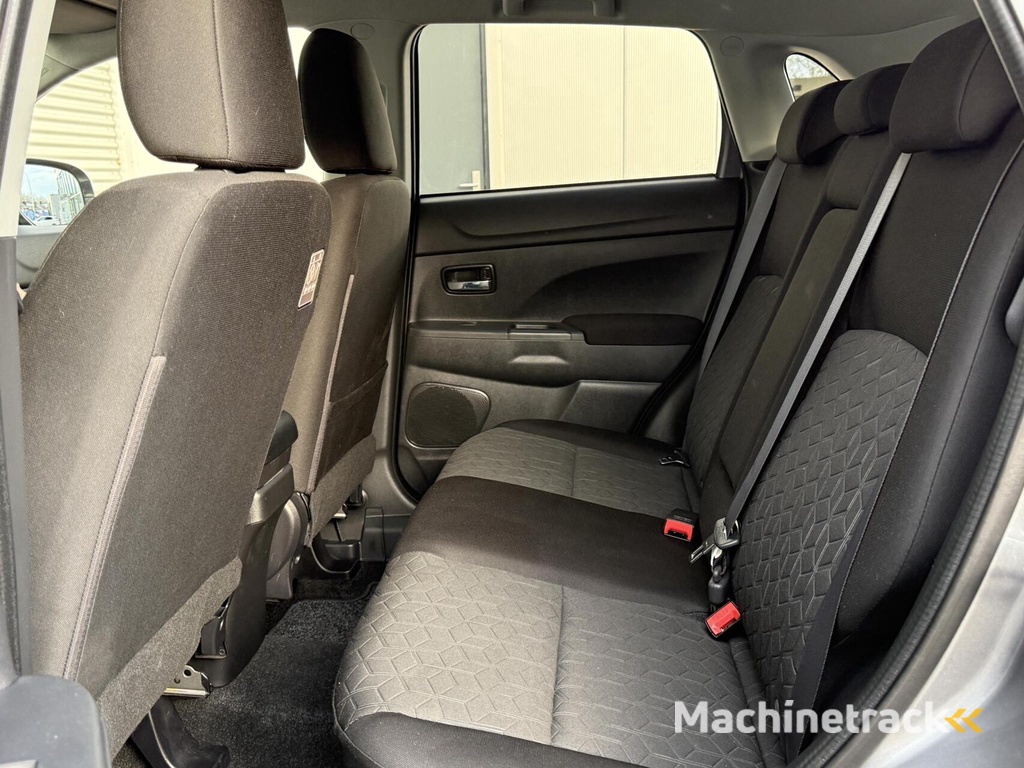 Mitsubishi ASX 2.0 Autom Nw Model Cruise Led Carplay NL Auto 2019 Vol Opties Trekhaak Pdc Camera Uniek 75558 KM Gereden Hoge Instap Nieuwe Apk