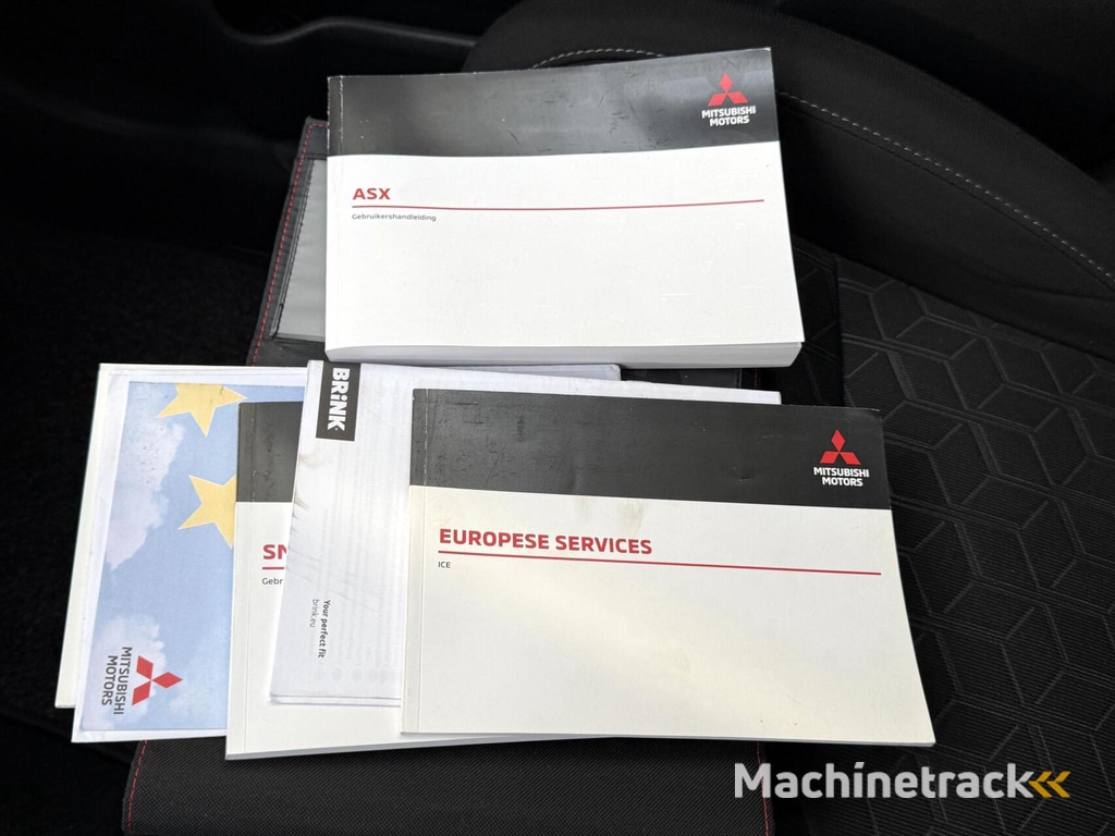 Mitsubishi ASX 2.0 Autom Nw Model Cruise Led Carplay NL Auto 2019 Vol Opties Trekhaak Pdc Camera Uniek 75558 KM Gereden Hoge Instap Nieuwe Apk