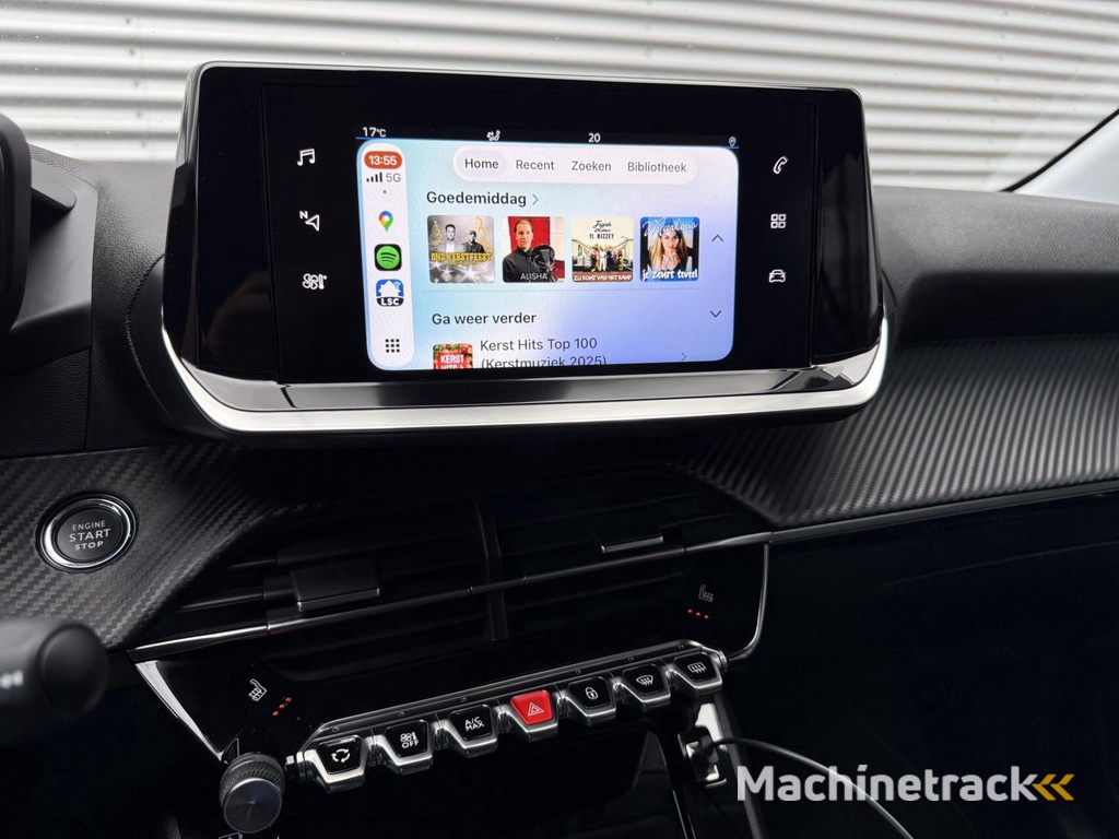 Peugeot 208 1.2 Camera Led Cruise Carplay Virtual Cockpit 2024 Vol opties Nieuwstaat 20275 Km Gereden 24 Maanden fabrieksgarantie