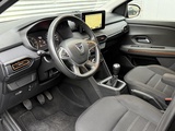 Minituur van Dacia Sandero 1.0 TCe Carplay Cruise Led Camera Navi Pdc 2021 Eerste eigenaar Vol Opties 52490 KM Gereden