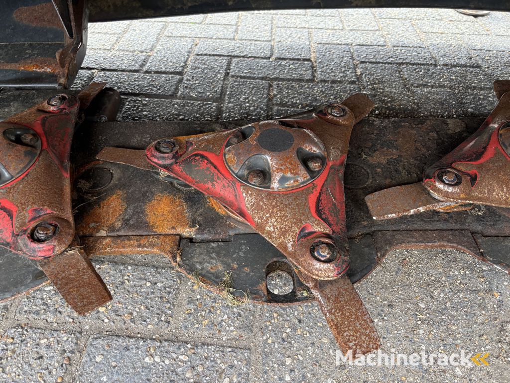 Vicon Extra 332 XF Frontmaaier