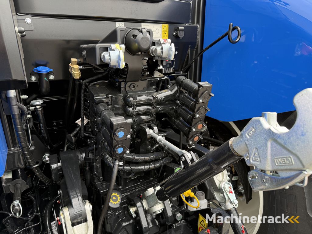 New Holland T6.145 AC STAGE V