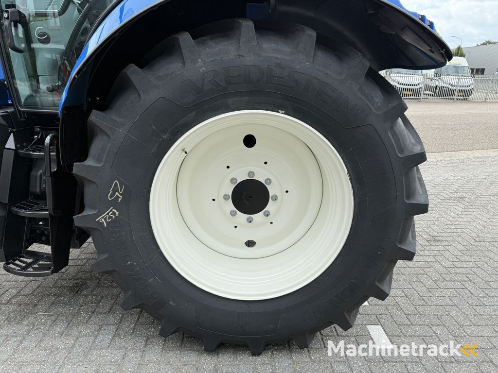 New Holland T6.145 AC STAGE V