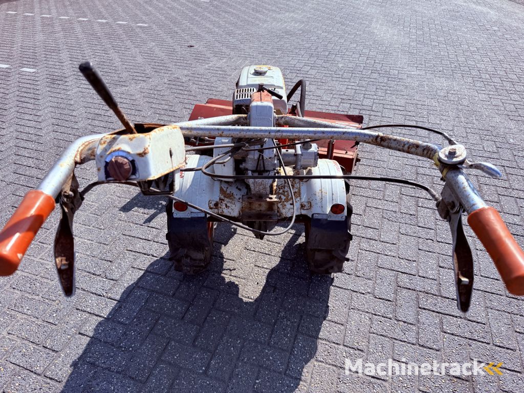 Honda F800 Veegmachine