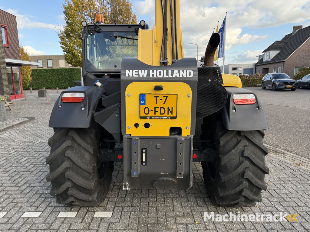 New Holland TH7.37 Plus Verreiker