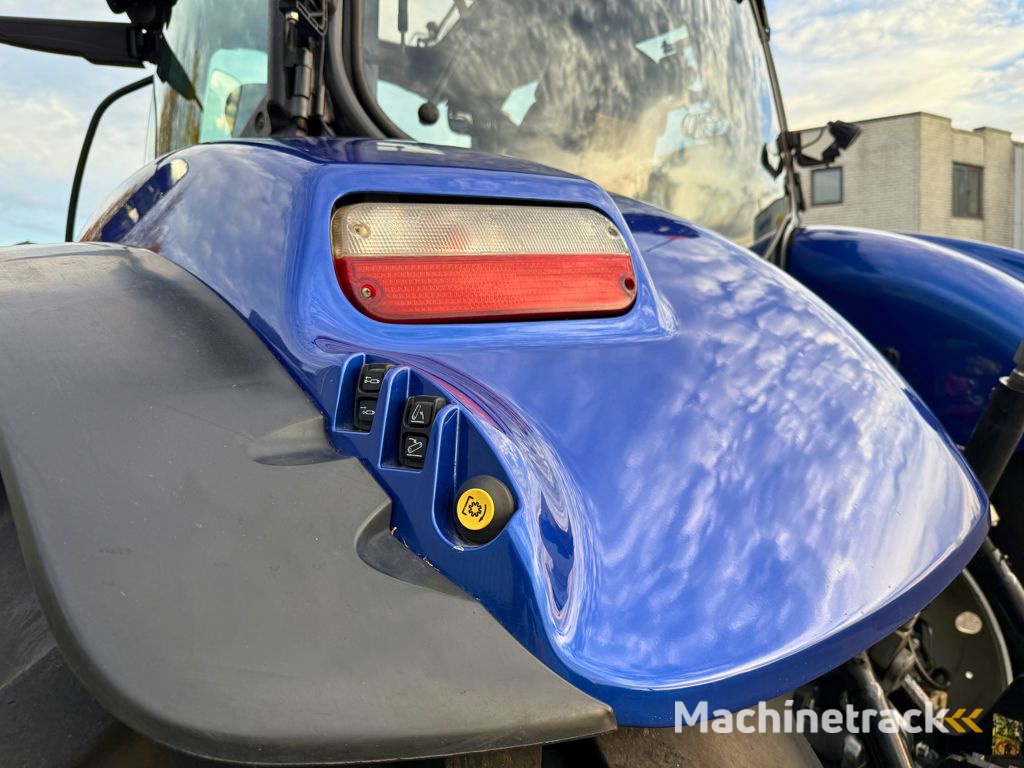 New Holland T7.270 AC 10 Years Blue Power Edition