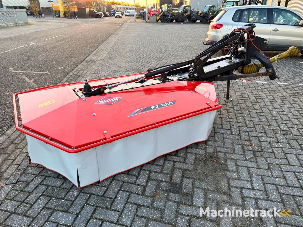 Kuhn PZ220 Trommelmaaier (Marge)